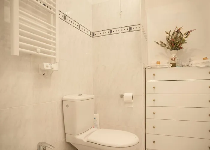 Royale Sejour - Happy