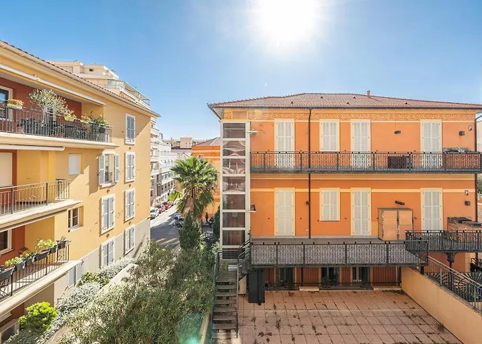 Royale Sejour - Happy *